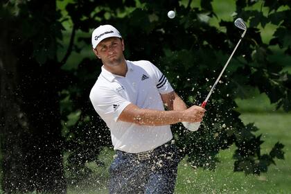 Jon Rahm quedó a un paso de desplazar a Rory McIlroy en el ranking: debe ganar The Memorial y que el norirlandés no sea segundo, entre otras opciones.