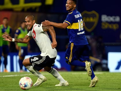 Jonatan Maidana fue titular y volvió a demostrar su solvencia en la zaga de River