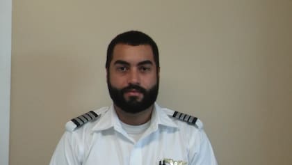 Jonathan Campos, nacido en Brooklyn y con padre puertoriqueño, había estudiado aviación en una escuela privada de Florida.