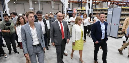 Jonathan Kovalivker y Manzur en la inauguración