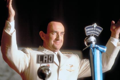 Jonathan Pryce como Perón en Evita