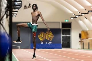 El adolescente australiano y de raíces sudanesas que encendió las alarmas de la NBA con sus 2m29