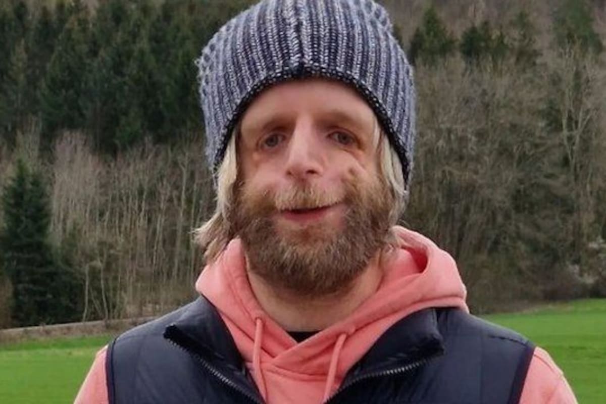 Jono Lancaster fue abandonado por sus padres apenas nació