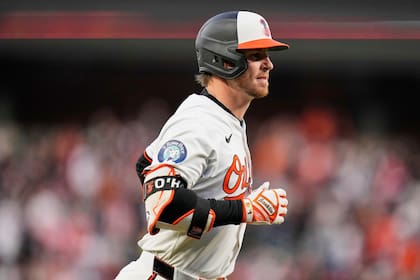 Jonrón de 3 carreras de O'Hearn lleva a Orioles hacia triunfo de 6-2 sobre Guardianes