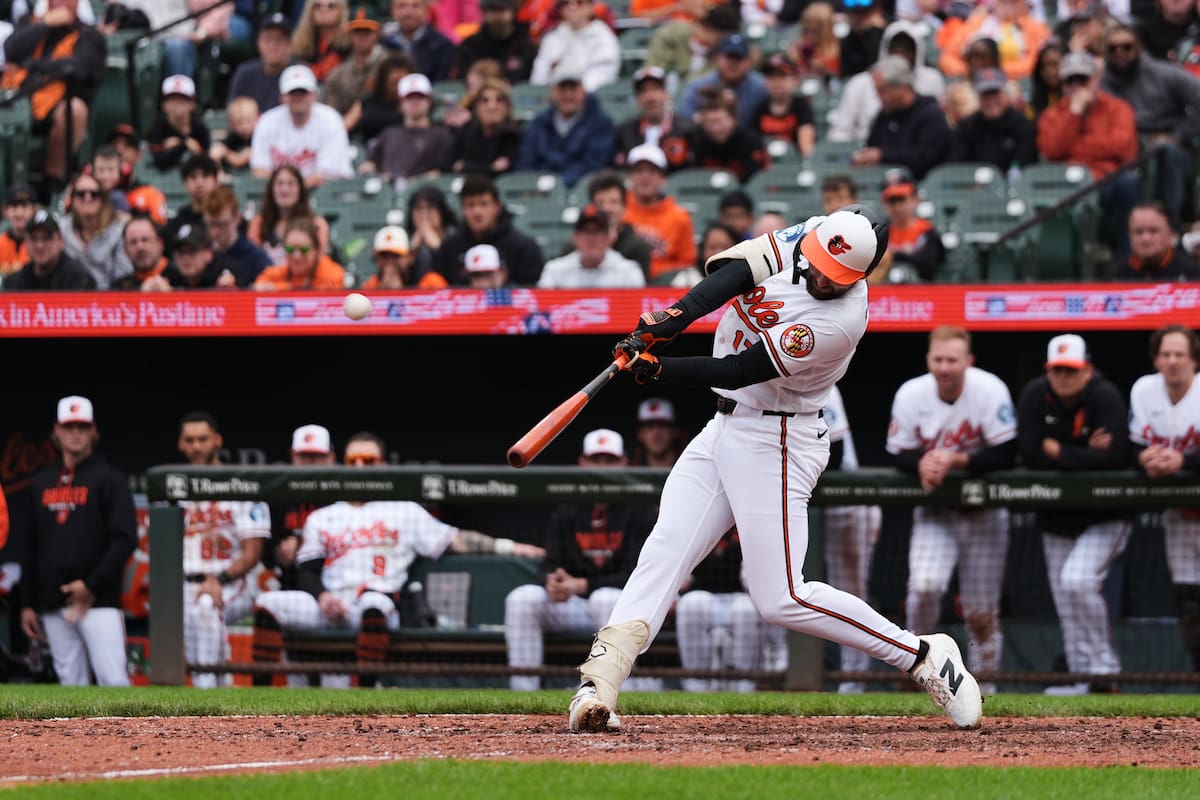 Jonrón de Cowser en la 9na da triunfo 5-3 a Orioles sobre Tigres que pierden 8 al hilo