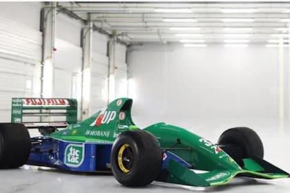 Jordan 191, el primer coche de Michael Schumacher en la Fórmula 1; se lo subastará por al menos 1,7 millones de dólares.