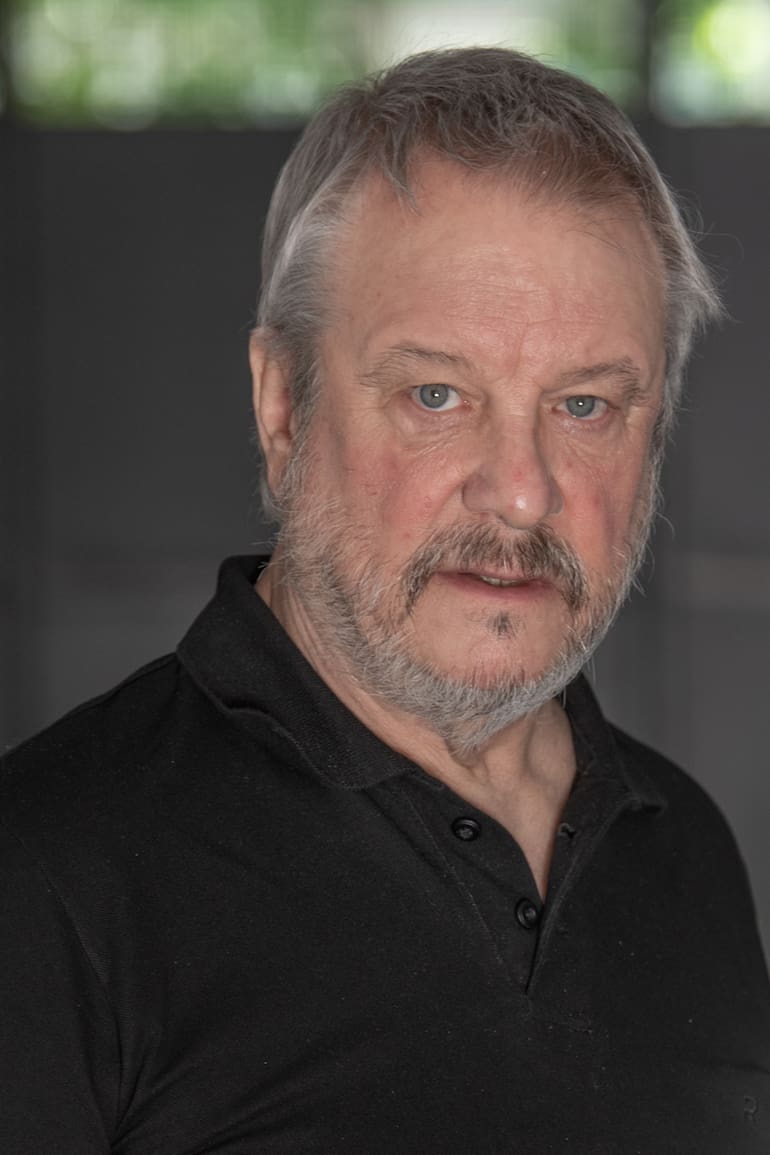 Jorge Marrale: "El trabajo del actor, más allá de las capacidades, es sincrónico con la vida"