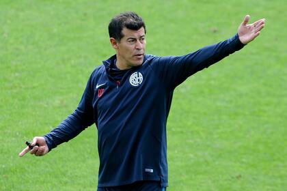 Jorge Almirón se mudó a Bajo Flores y arranca un nuevo ciclo de su carrera, ahora con San Lorenzo