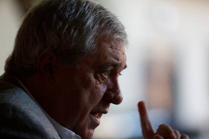 Jorge Amor Ameal, el presidente de Boca, es el único directivo que habló en contra de las rebajas salariales a los futbolistas.