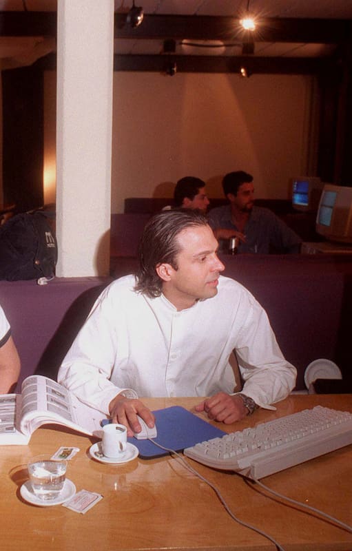 Jorge Avaca abrió el primer cibercafé de Latinoamérica en Belgrano, en 1995