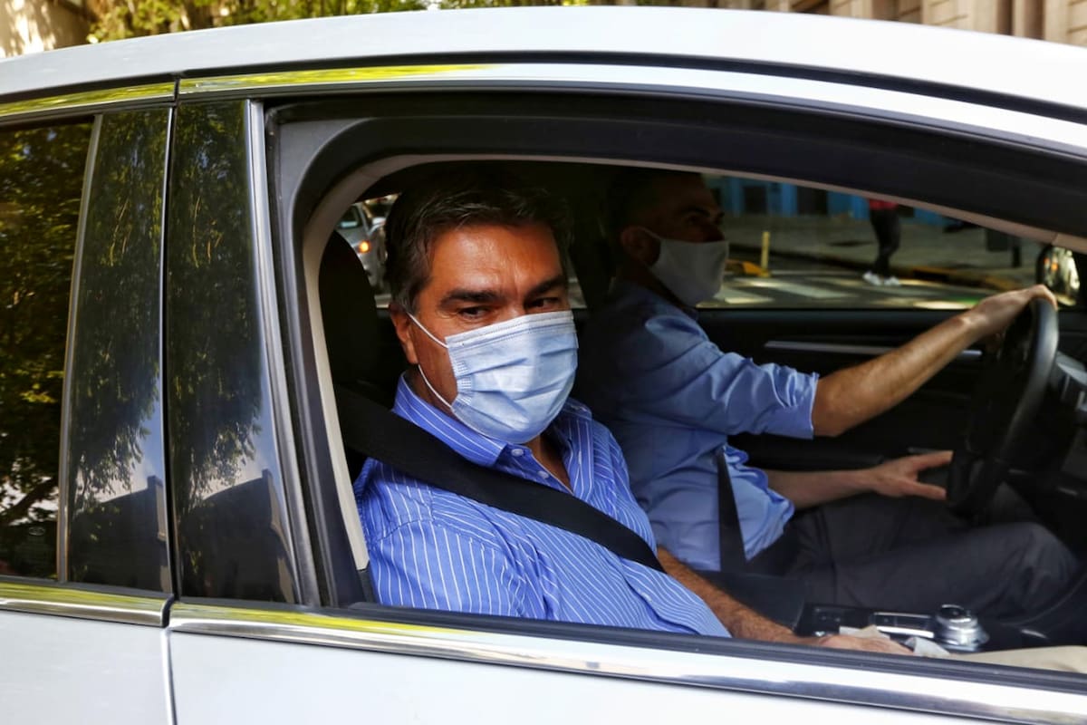 Jorge Capitanich al llegar a la sede de la CGT