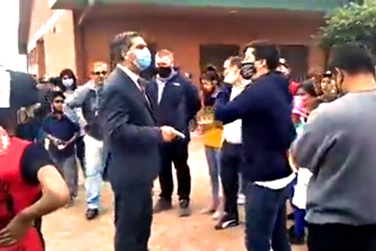 Jorge Capitanich fue increpado en una escuela