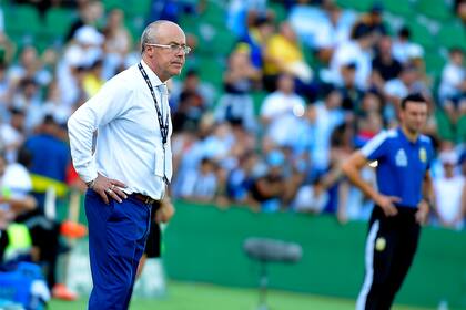 Jorge Célico, el experimentado DT de la selección Sub 20 ecuatoriana