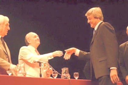 Jorge Cortés, el día que recibió su diploma de intendente
