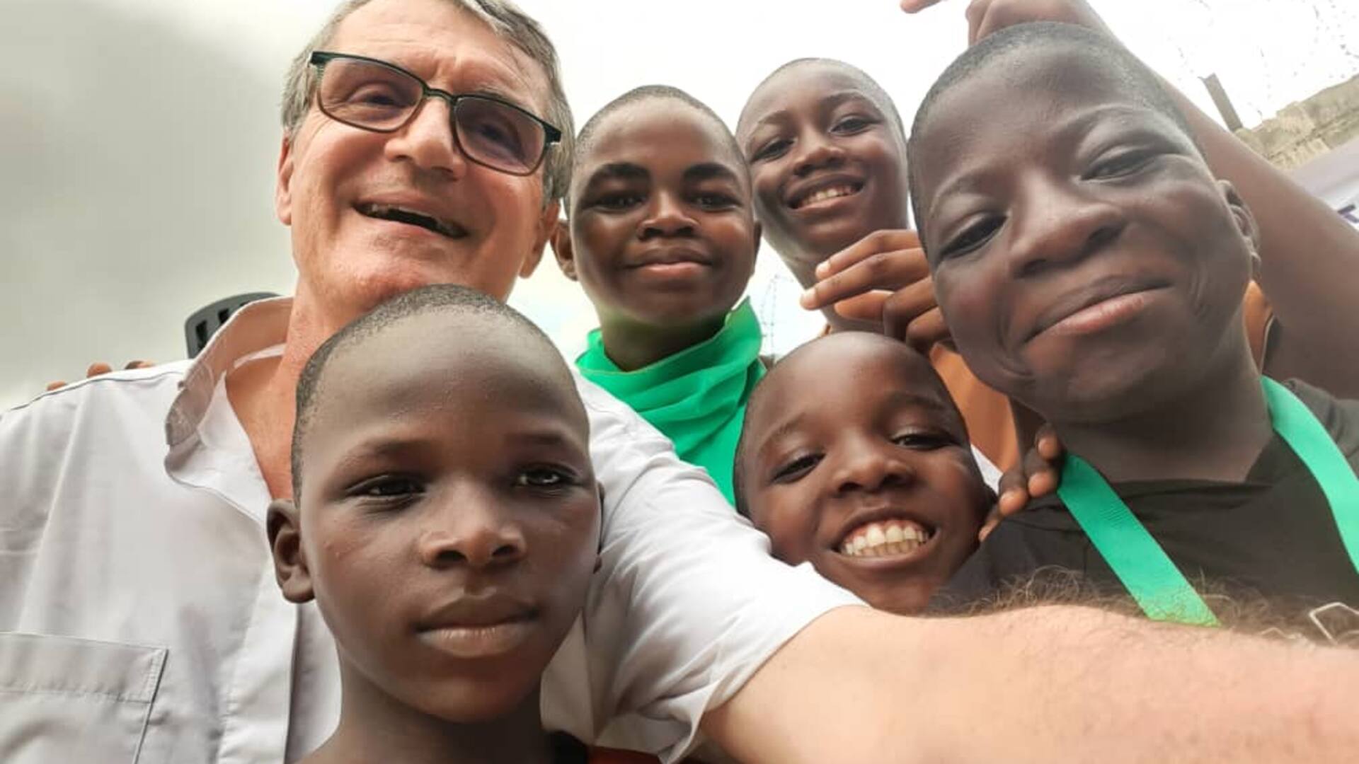 Jorge Crisafulli, en Sierra Leona