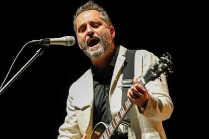 Tras la cancelación de sus shows en Costa Rica Jorge Drexler decidió hacer un concierto íntimo vía Facebook Live