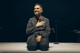 Jorge Drexler se quedó sin sonido en pleno show y su reacción emocionó a todos
