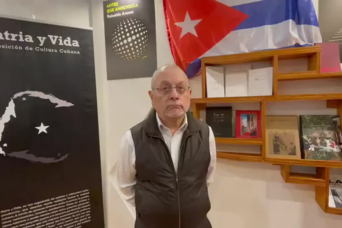 Jorge Faurie recomendó la exposición "Patria y vida" en el stand cubano 636 del Pabellón Azul, en La Rural