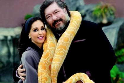 Jorge Hank, excéntrico y polémico dueño del grupo que tiene a Dorados, el equipo de Maradona