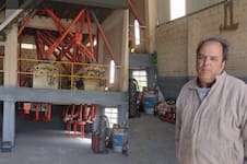 Invirtió casi dos décadas en un molino harinero y hace dos años no puede ponerlo en marcha