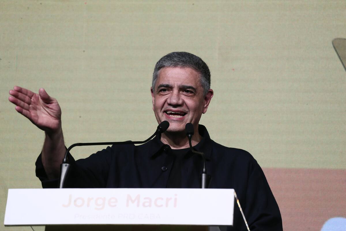 Jorge Macri, durante su discurso en acto partidario en el Club 17 de Agosto, de Villa Pueyrredón