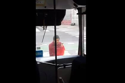 Jorge Martín Gómez, de 41 años, había amenazado con un cuchillo a pasajeros de un colectivo de la línea 57