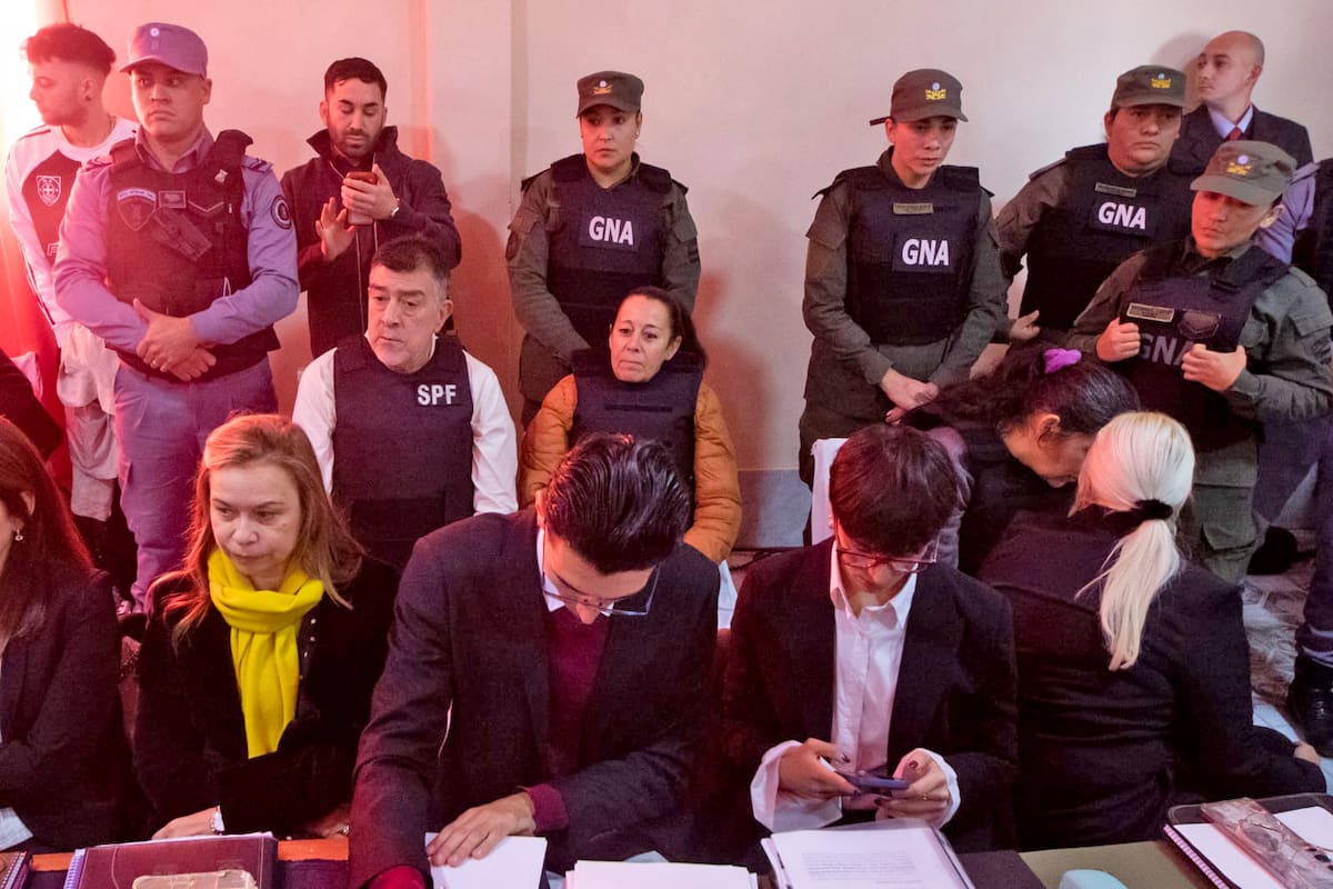 Jorge Monti defensa de Ramírez y Millapi; Marcelo Hanson defensa de Ramírez y Millapi; María Victoria Caillava; comisario Maciel