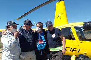 Jorge Rachid fue recogido en helicóptero y luego dio una conferencia de prensa junto a Julio Urien
