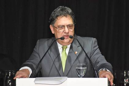Jorge Rizzo presentará un amparo contra el megadecreto de Milei
