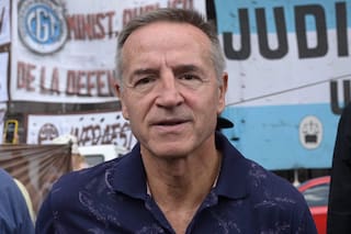 La CGT se concentra en la marcha, pero ya anticipa que irá hacia “una medida de fuerza mucho más fuerte”
