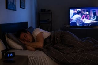 Los expertos en sueño coinciden: si no dormís a oscuras, tu cerebro empieza a pensar que es de día