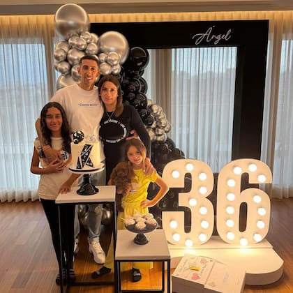 Jorgelina Cardoso es una de las líderes de "La Scalot"; está casada con Ángel Di María y tienen dos hijas juntos, Mía y Pía