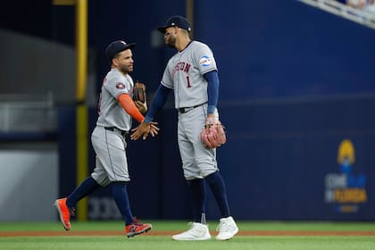 José Altuve calificó a Correa como “líder” y “capitán” y resaltó su impacto dentro y fuera del terreno de juego