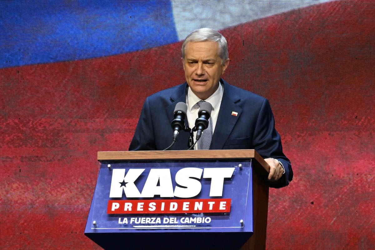 José Antonio Kast, del Partido Republicano, pronuncia un discurso mientras celebra los resultados de la segunda vuelta presidencial en Santiago, el 14 de diciembre de 2025