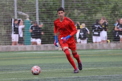 José Castelau de Roa, arquero de las inferiores de Real Madrid convocado por Diego Placente para la Sub 17 de Argentina