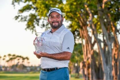 De caddie a campeón: su éxito en tierra uruguaya en 2017