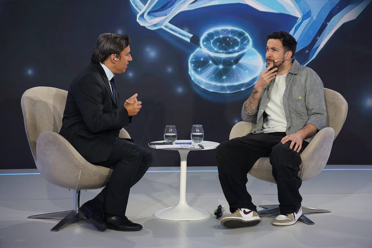 José Del Rio (LA NACION) dialogó con Facundo Bogarín, director artístico de Teatro Ciego