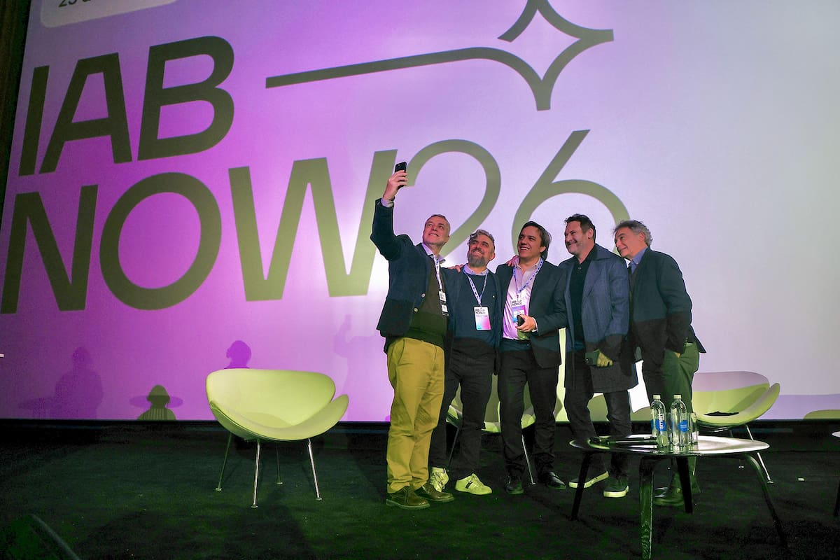 José del Río (LA NACION), Ricardo Ravanelli (Artear), Pablo Vaca (Clarín), Javier Rodríguez Petersen (El Cronista) y Gustavo Buchbinder (IAB) encabezaron un panel