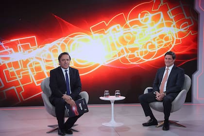 José Del Rio, secretario general de Redacción de LA NACION, y Juan Martín Bulgheroni, jefe de Gabinete de Pan American Energy