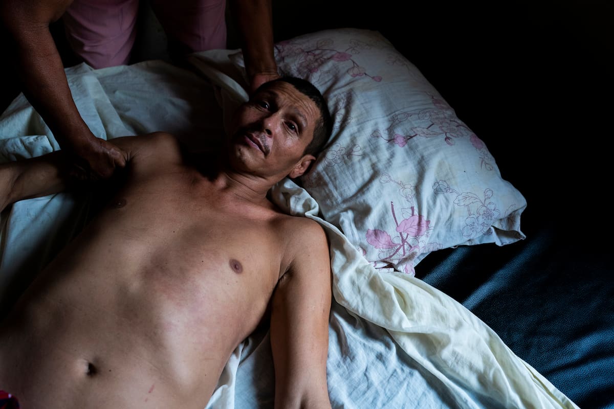 José Echeverría, de 42 años, tiene la enfermedad de Huntington, al igual que varios de sus familiares