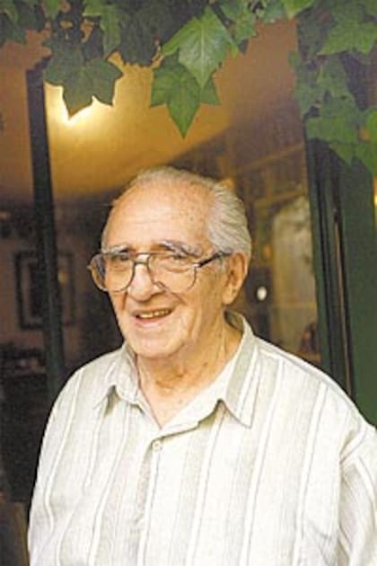 José Edmundo Clemente, secreto hacedor de la Biblioteca