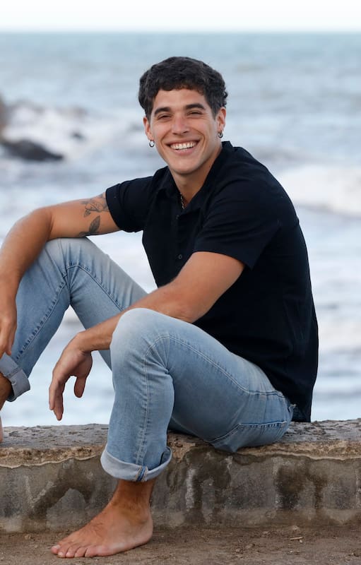 José Giménez Zapiola forma parte de una tradicional familia dedicada al rubro inmobiliario, pero su vocación artística lo llevó a tomar un camino alejado de la empresa fundada por su bisabuelo