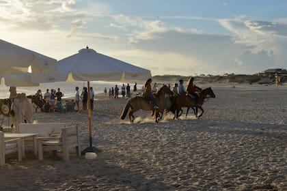 El nuevo panorama que impusieron la pandemia y las restricciones del gobierno uruguayo consolidaron en José Ignacio una agenda propia con público local