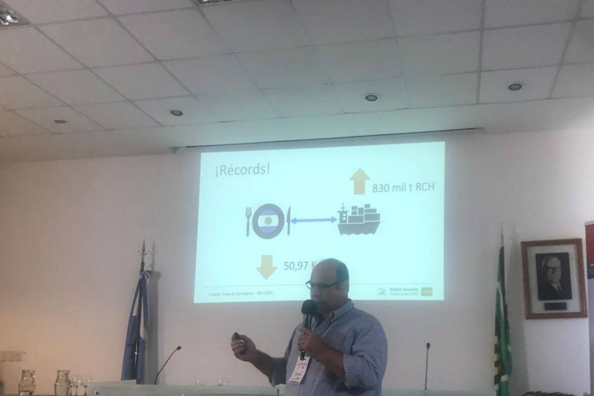 José Lizzi, Líder del Área de Ganadería de CREA estima que la pérdida de terneros en los próximos tiempos será de 500 mil por año