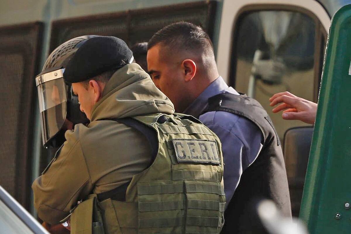 José López al llegar a los tribunales de Comodoro Py