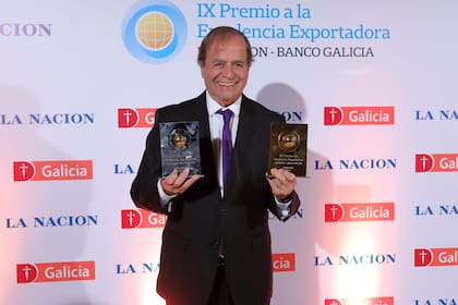 José Luis Basso, tras recibir el oro y el premio en su categoría