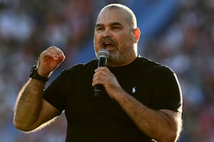 Chilavert destruyó al DT Alfaro tras la goleada sufrida ante EE.UU. y calificó como “mudo” al arquero Gill