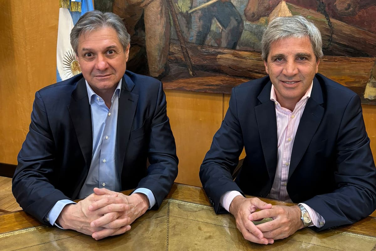 José Luis Daza y Luis Caputo, en el Ministerio de Economía