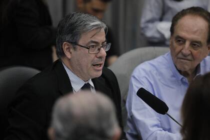 José Luis Espert en la Comisión de Presupuesto en Diputados