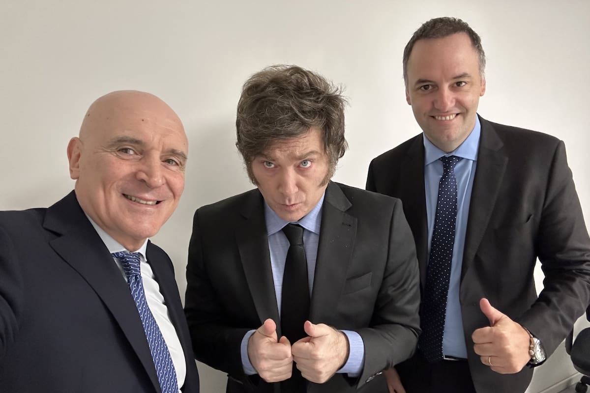 José Luis Espert, Javier Milei y Manuel Adorni, en los estudios de A24